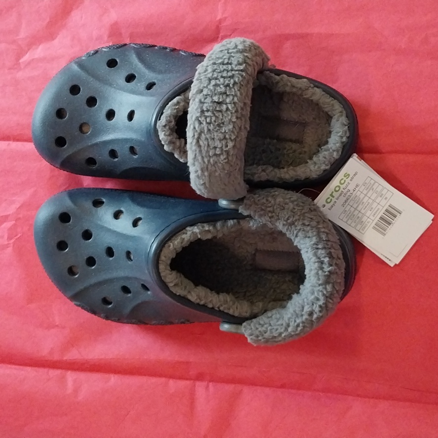 Crocs Fully Lined